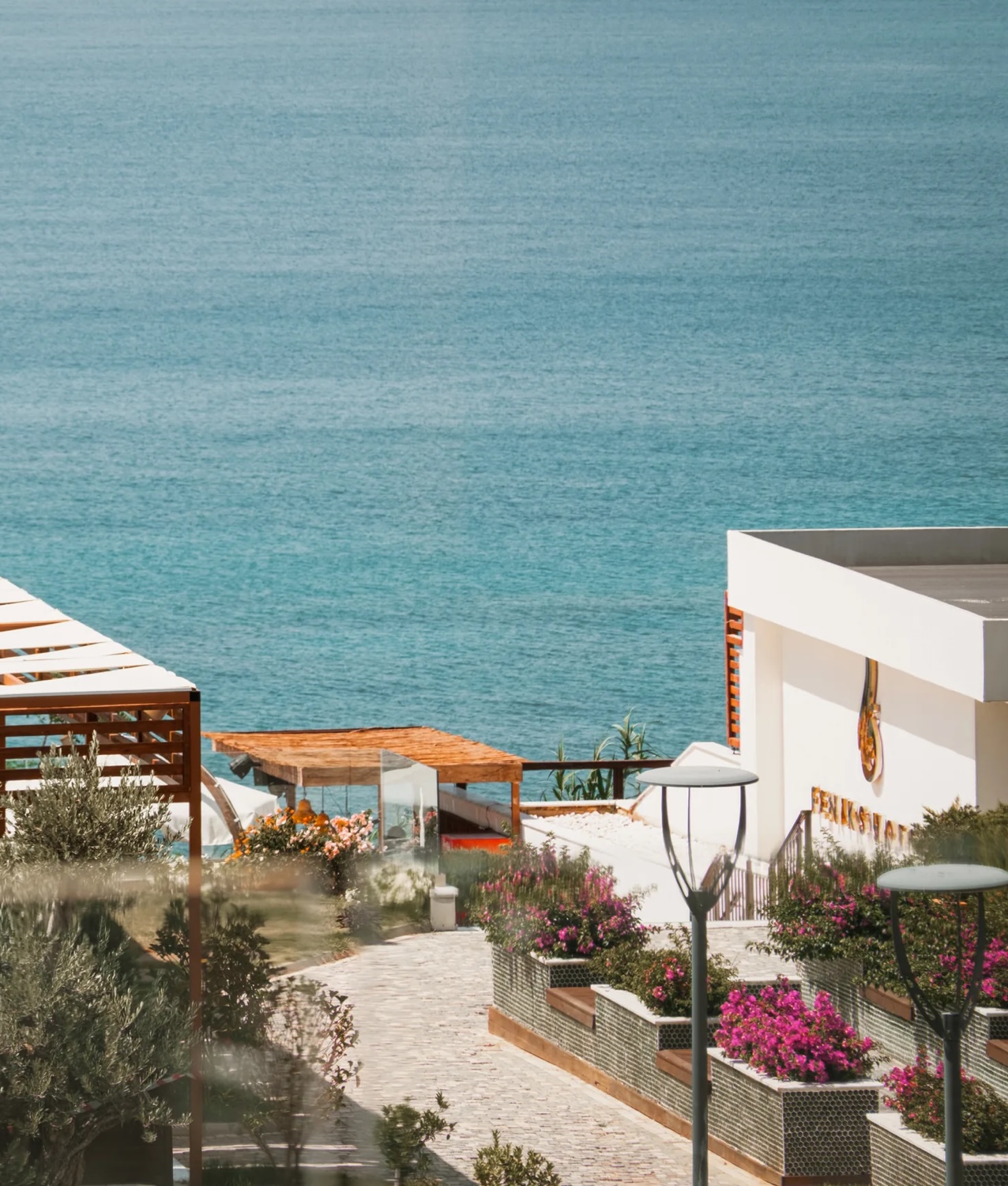 Feniks Priority Hotel