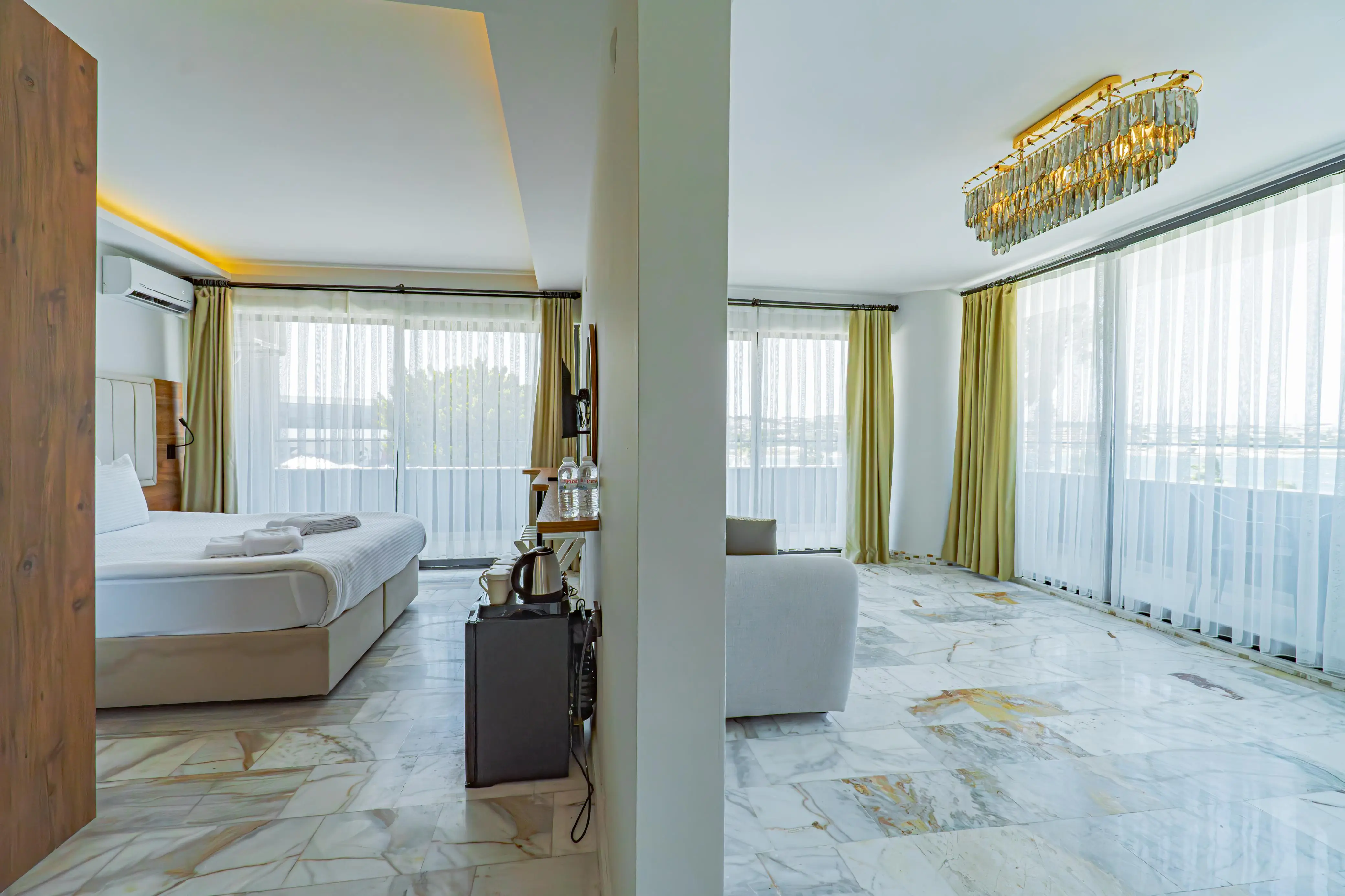 Suit Oda — Feniks Priority Hotel
