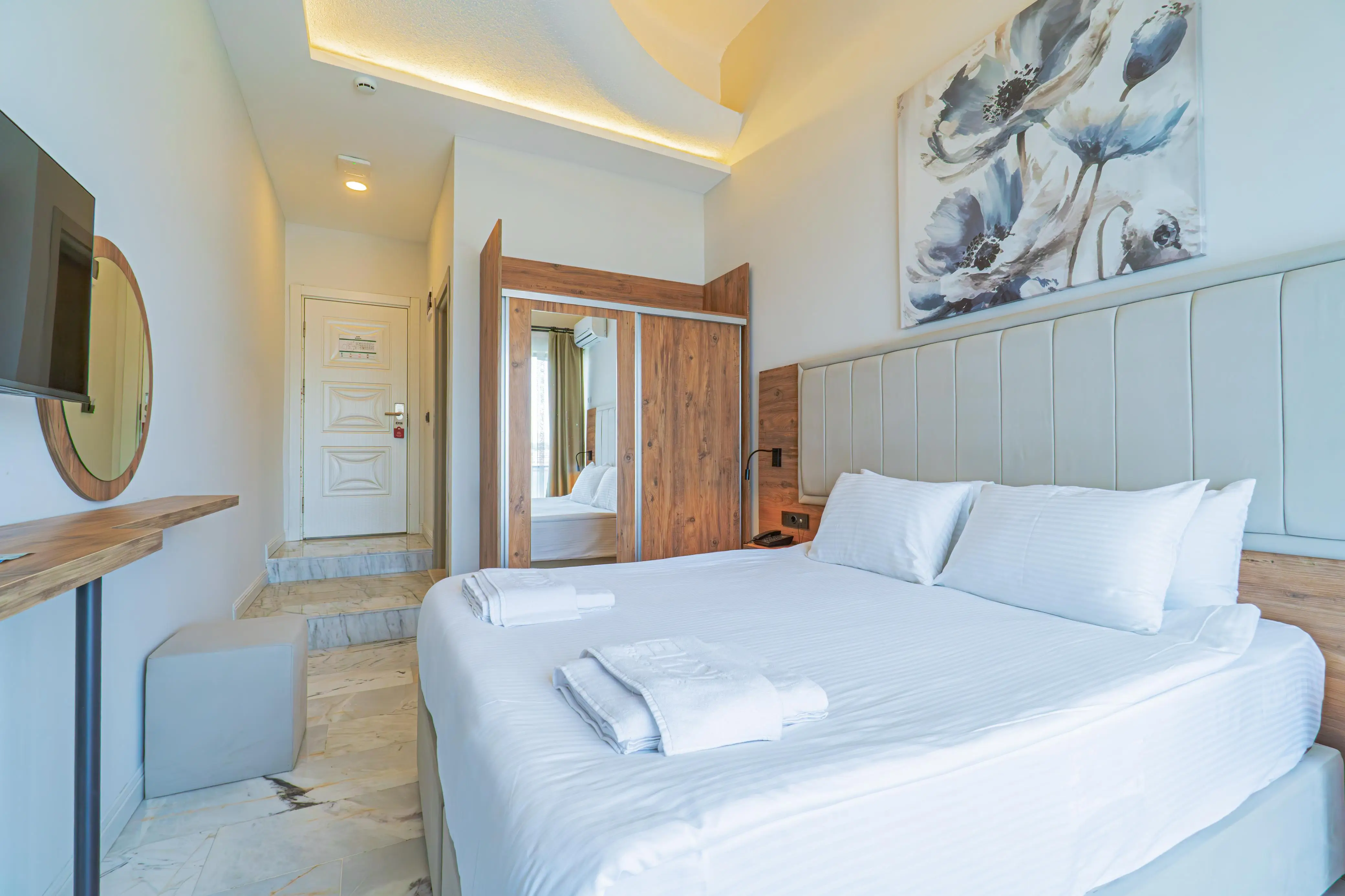 Deluxe Oda Deniz Manzaralı — Sun Pearl Hotel
